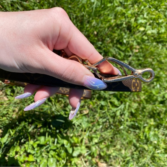 Louis Vuitton leash - Picture 4 of 16